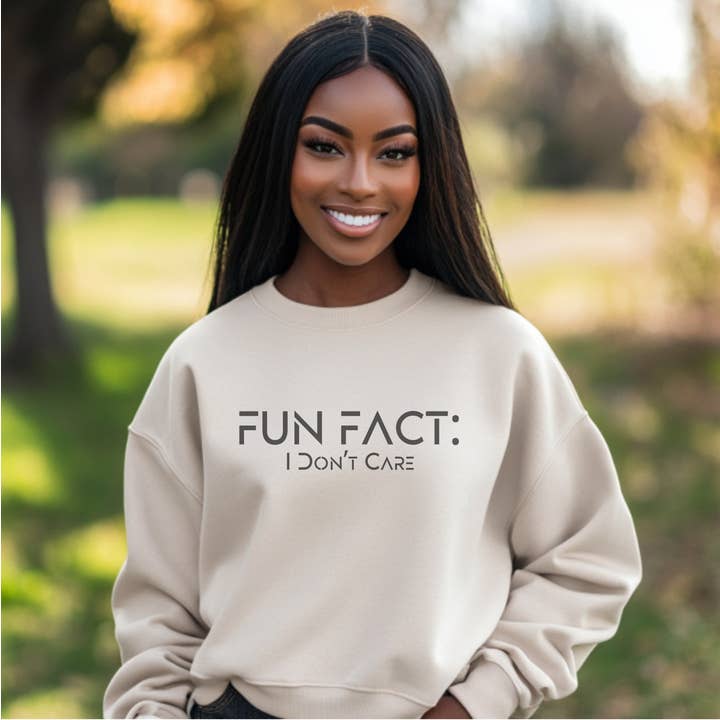 Roligt faktum: Jag bryr mig inte Sweatshirt för wholesale av Say It With a Shirt