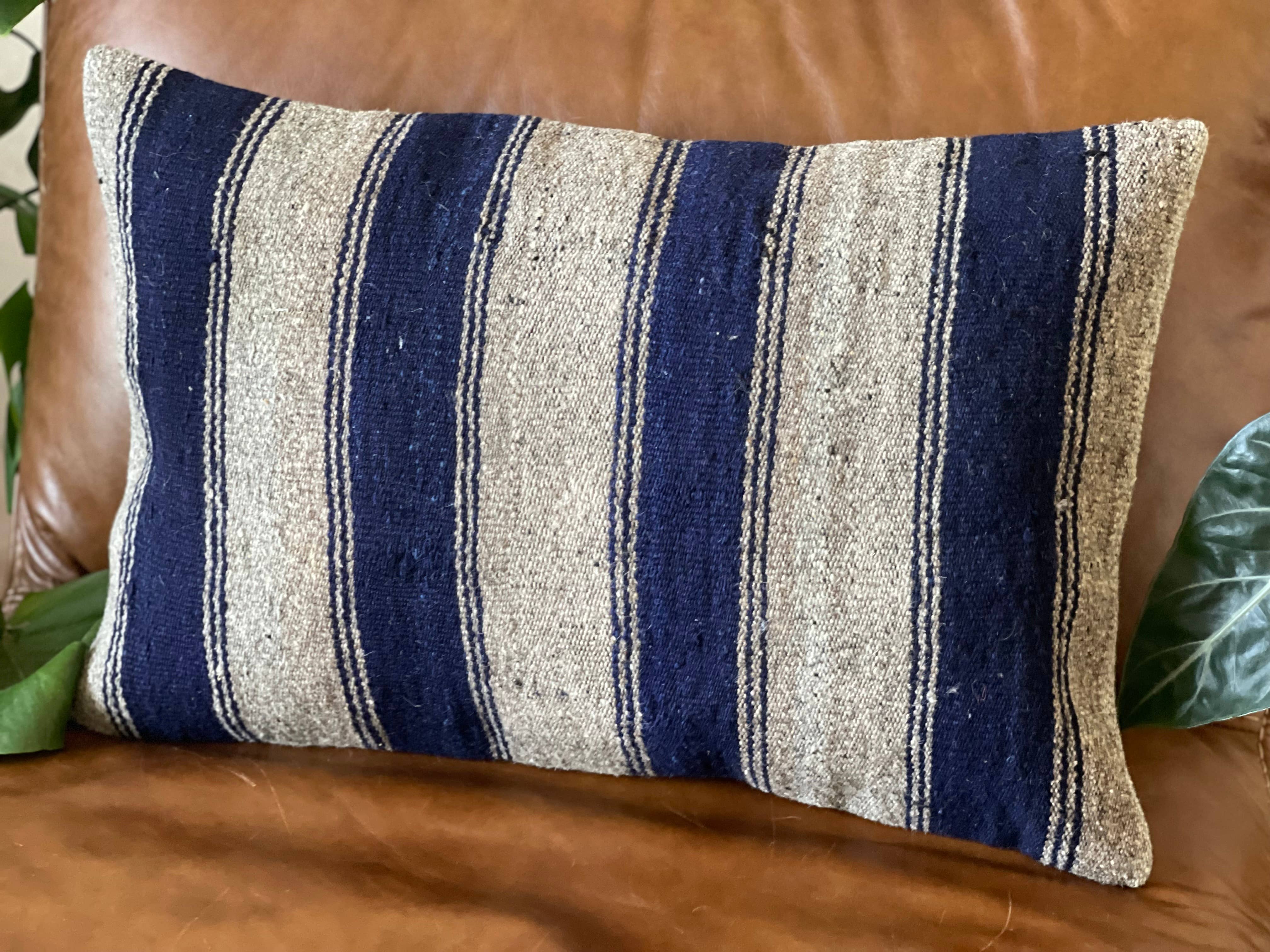 Vintage Loomz – Engroshandel Lændepude – Vintage tyrkisk Kilim Tæppe Lændepude | Lunara 16 x 241