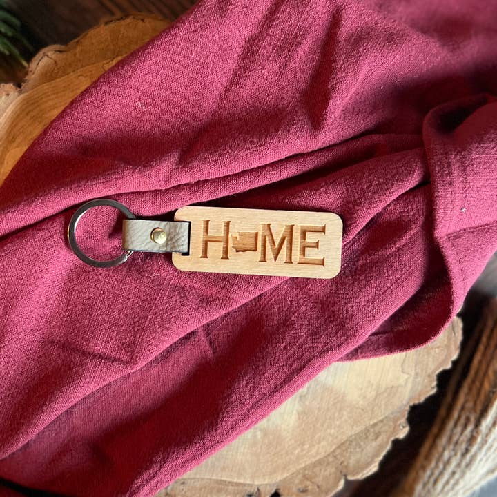 Chamness' Crafty Corner - Wholesale Keychain - Unisex - Keychain with Leather StrapĀ 8