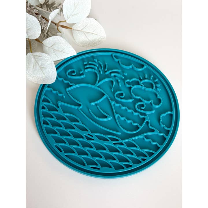Doggotique - Wholesale Pet Food Mat - Dog - Lick mat whale for dogs and cats7