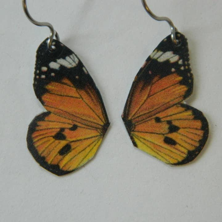 Earrings Butterfly Wings Scientific illustrations style 3 for engroshandel hos Sarah Wood Studio