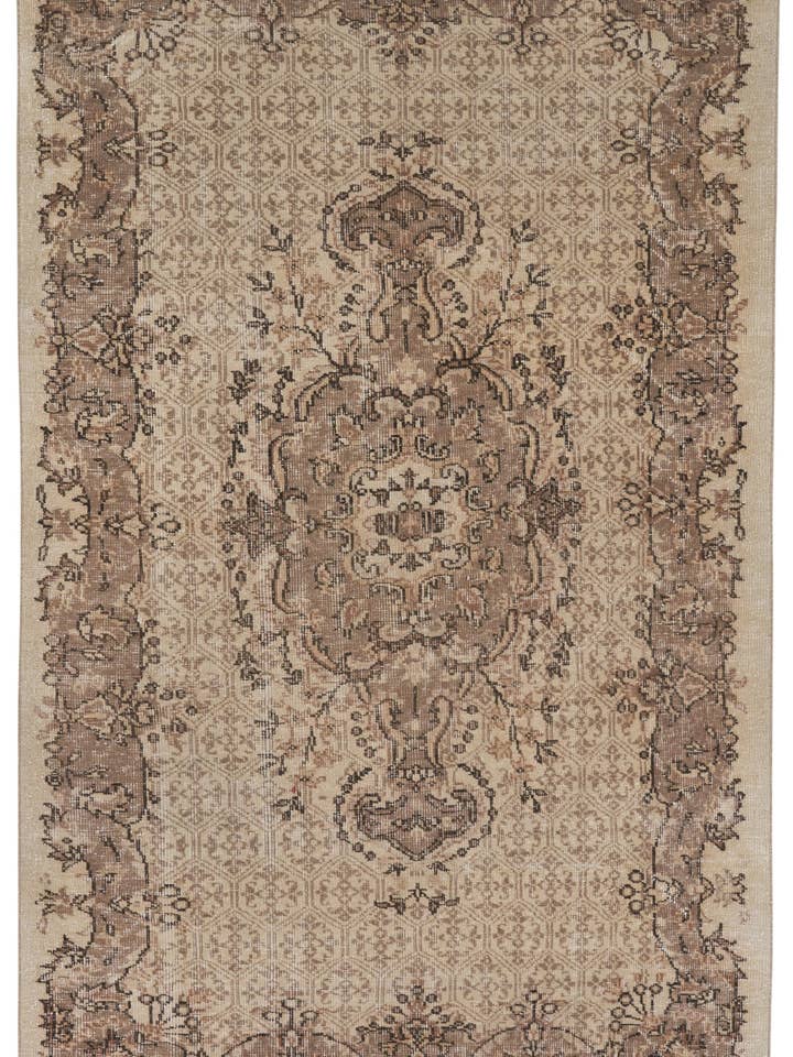 Kade - 5'3" x 8'8" for wholesale by Biev