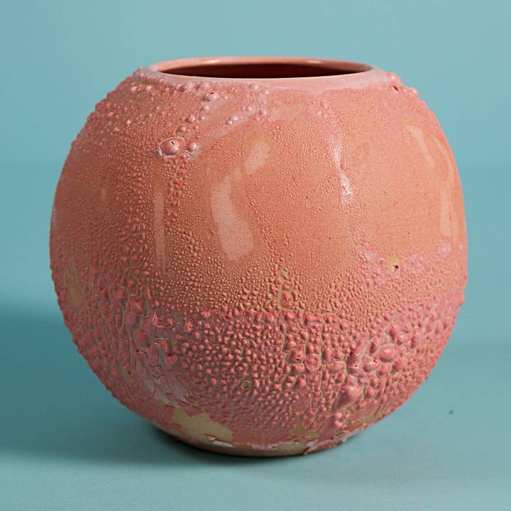 Pompeii Vase - chalcedony pink for wholesale by MENA FUECO studio
