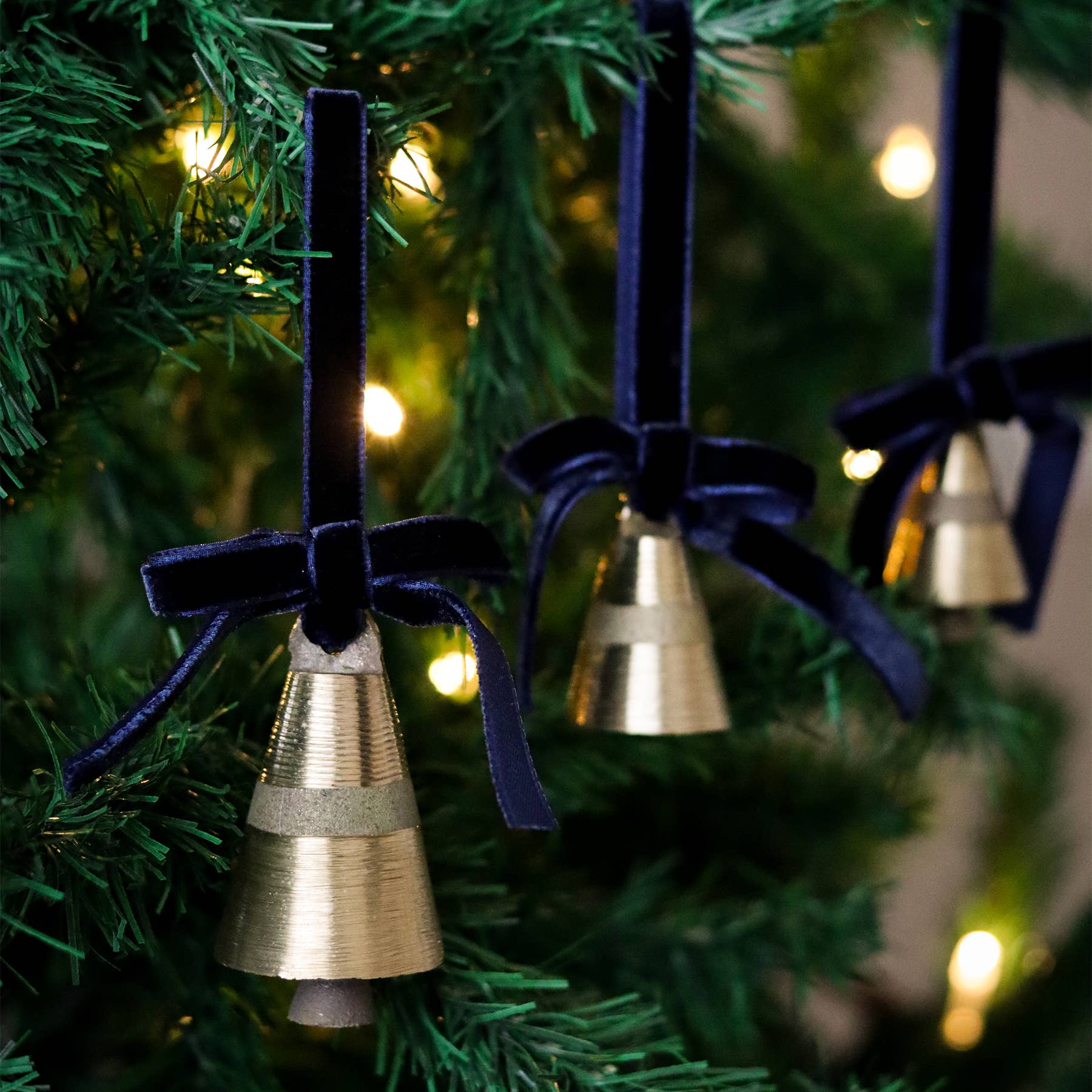 Beige & Stone USA - Wholesale Ornament - Christmas Tree Ornament Bell with Ribbon12