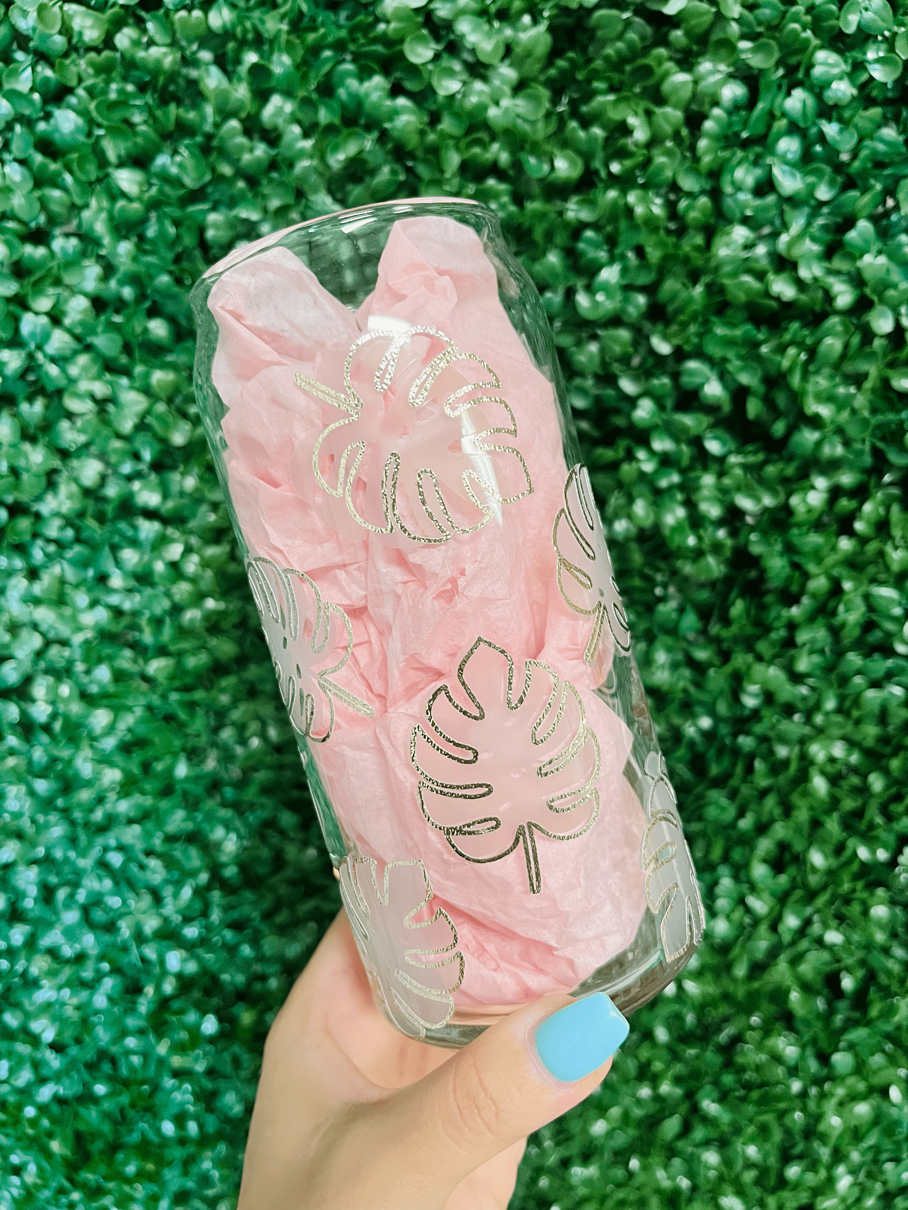 SparklesnMoreCo - Wholesale Drinking Glass/Cup - Monstera Leaf Can Glass Cup, color changing cup0