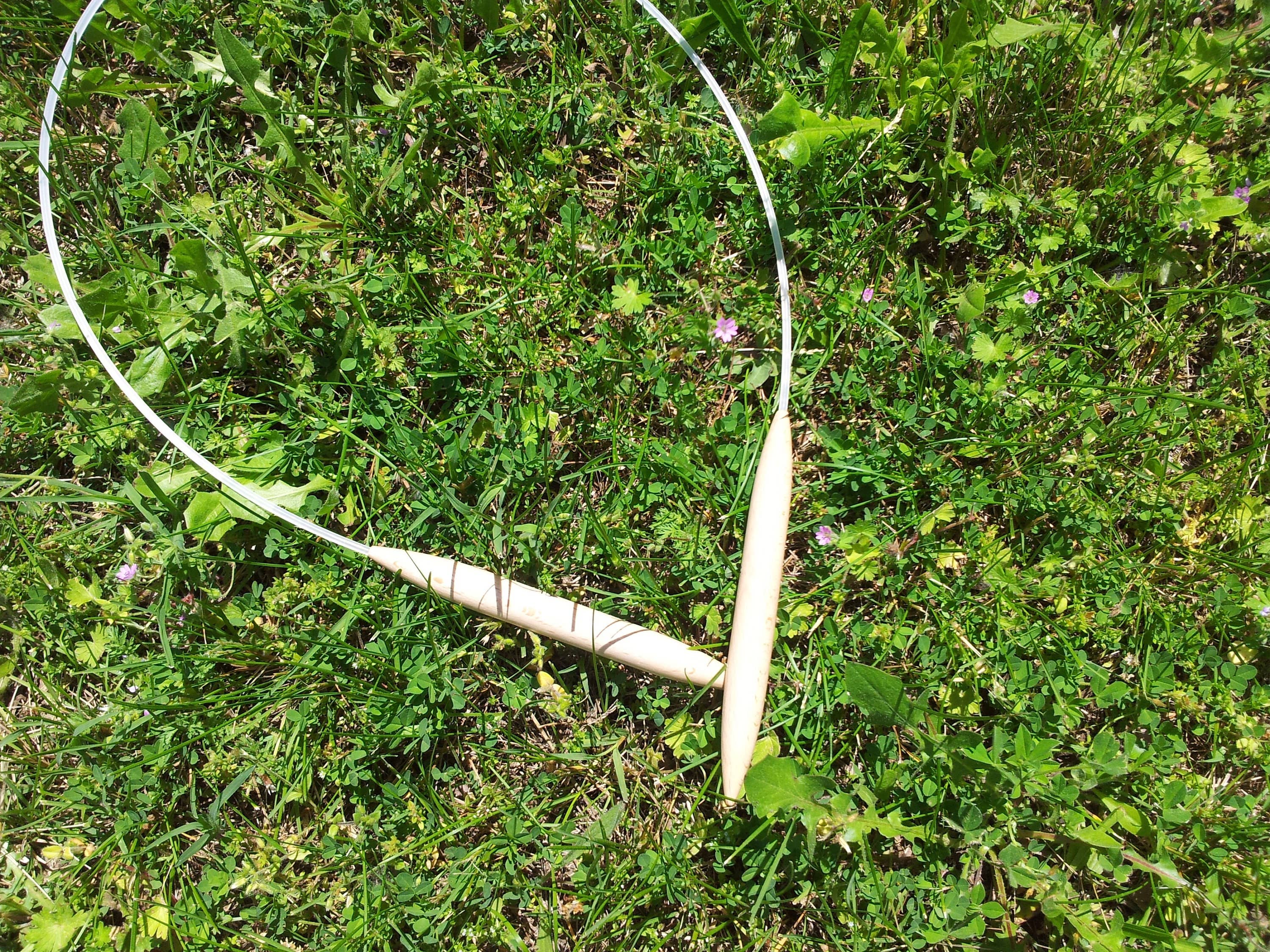 SGN Group LTD - Wholesale Knitting/Crochet Supplies - Beech Fixed Circular Knitting Needle Set Single Point3