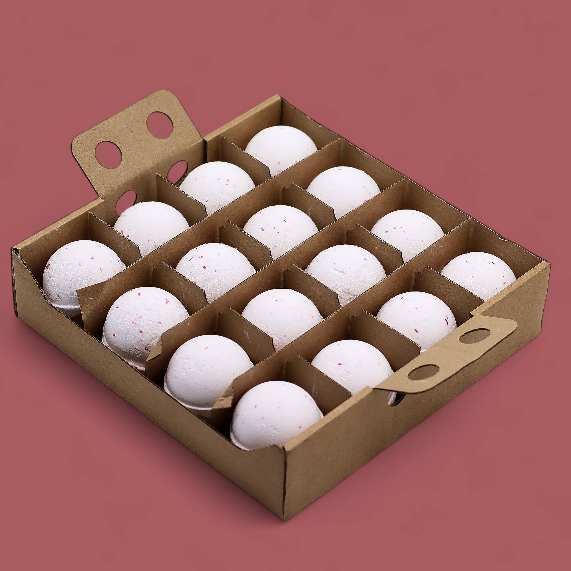 AW Aromatics Limited - Wholesale Bath Bomb/Fizz -  White Label Coconut Dream Bath Bomb 180g3