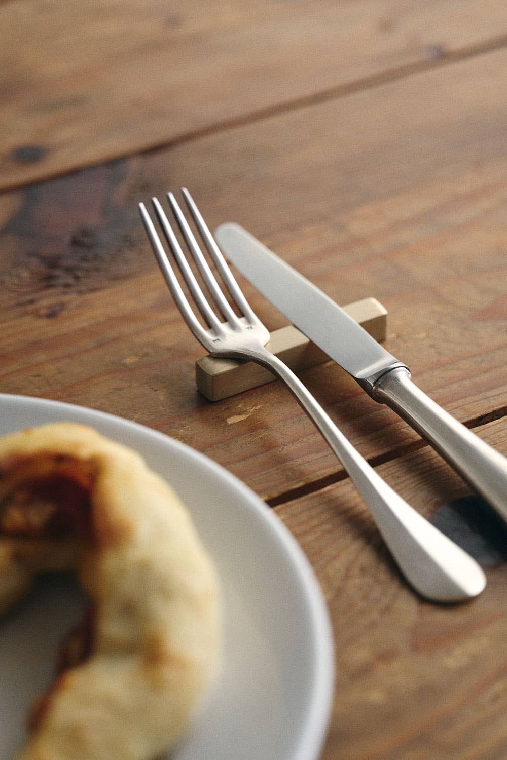 Fog Linen Work - Wholesale Spoon Rest - Brass Cutlery Rest Square1