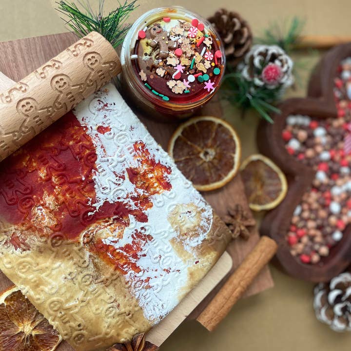 Little Munchkins Playdough - Wholesale Decorative Tray - Gingerbread Sensory Tray1