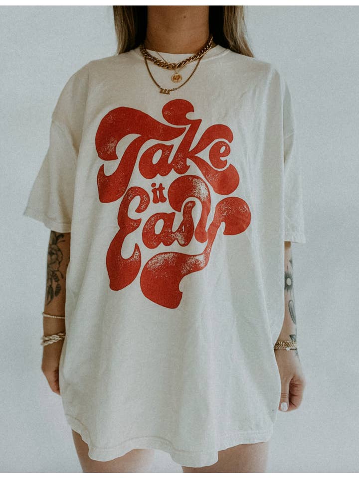 HUECLOSET (ヒュー)★Former Printing Half T-Shirt (2color) Faire - Online Wholesale Marketplace for Retailers & Brands