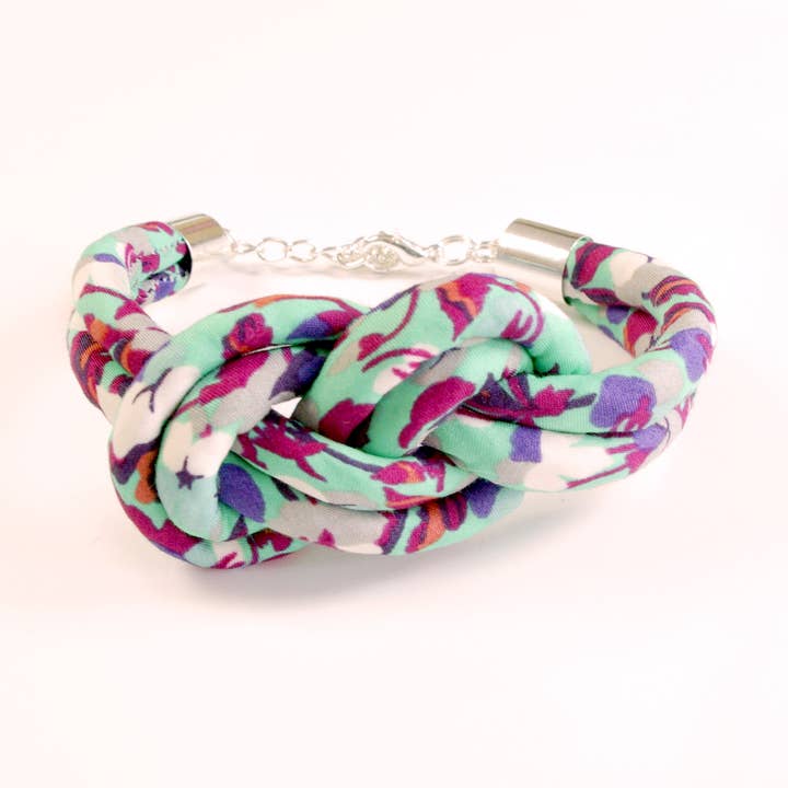 Armband met acht knopen - Hot House Blooms voor wholesale door Bunny Bosworth