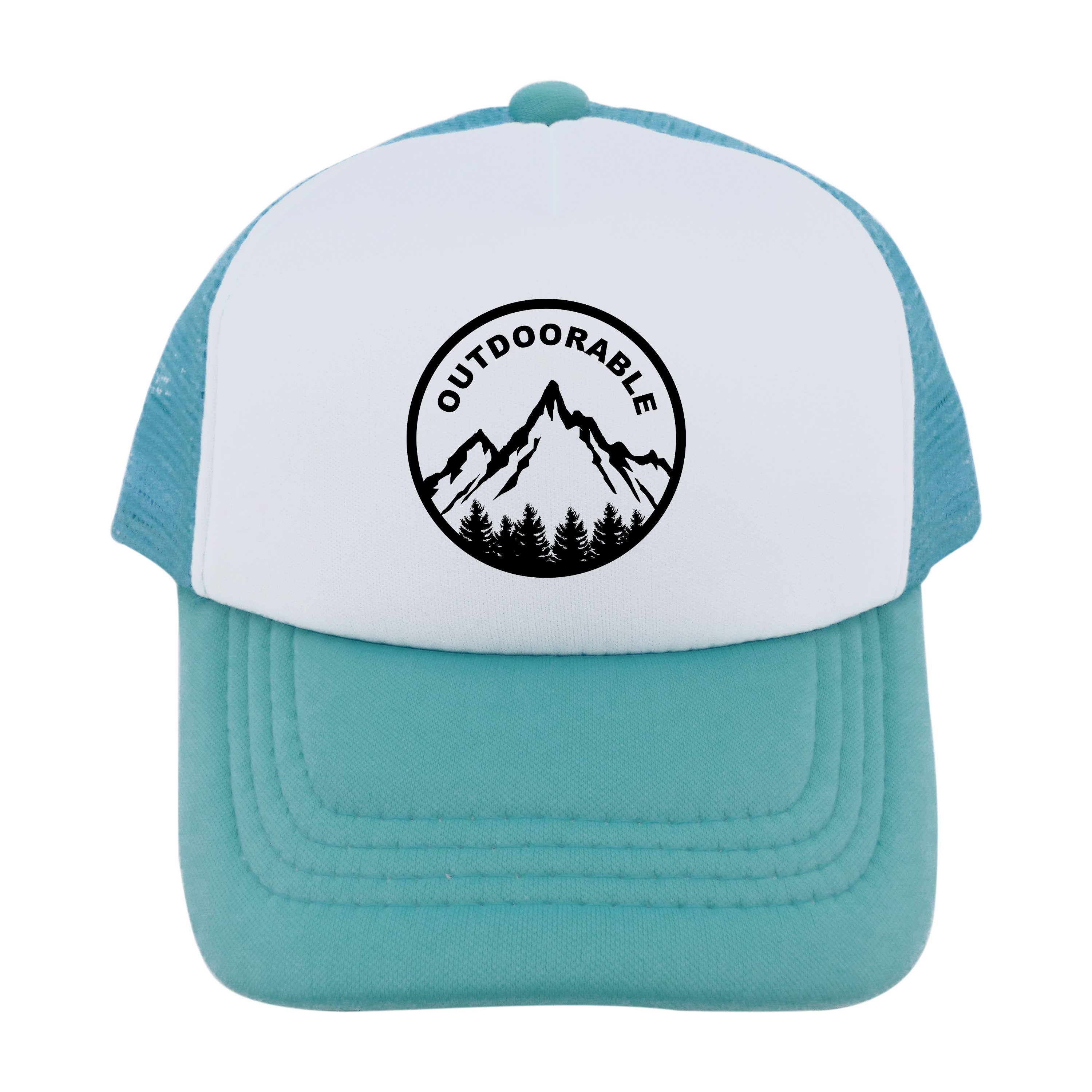 Outdoorable Apparel – Chapéu - Crianças por atacado – Aqua com chapéu preto ao ar livre0