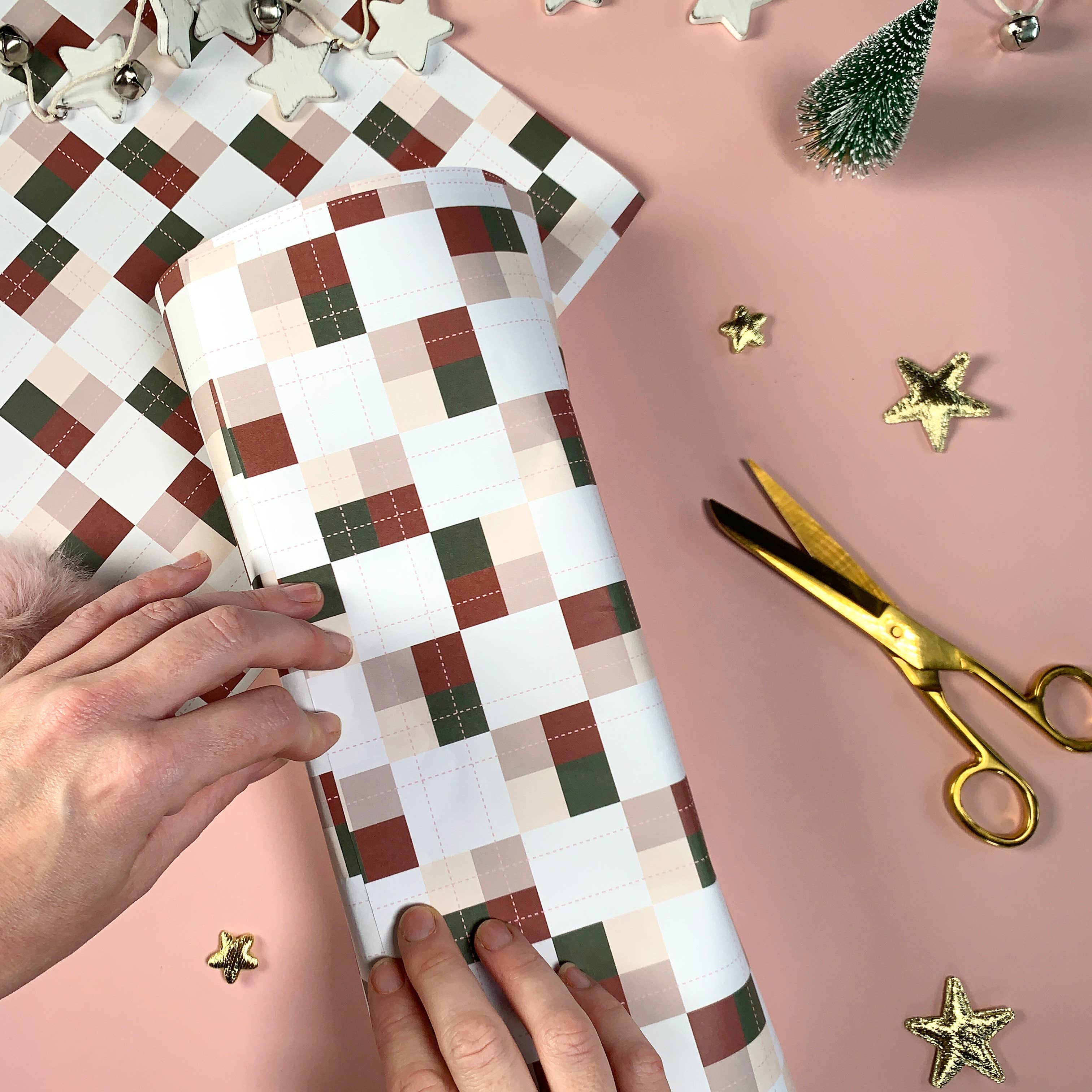 Pixel & Bloom - Wholesale Wrapping Paper Roll - Wrapping Paper / Gift Wrap - Cosy Checks3
