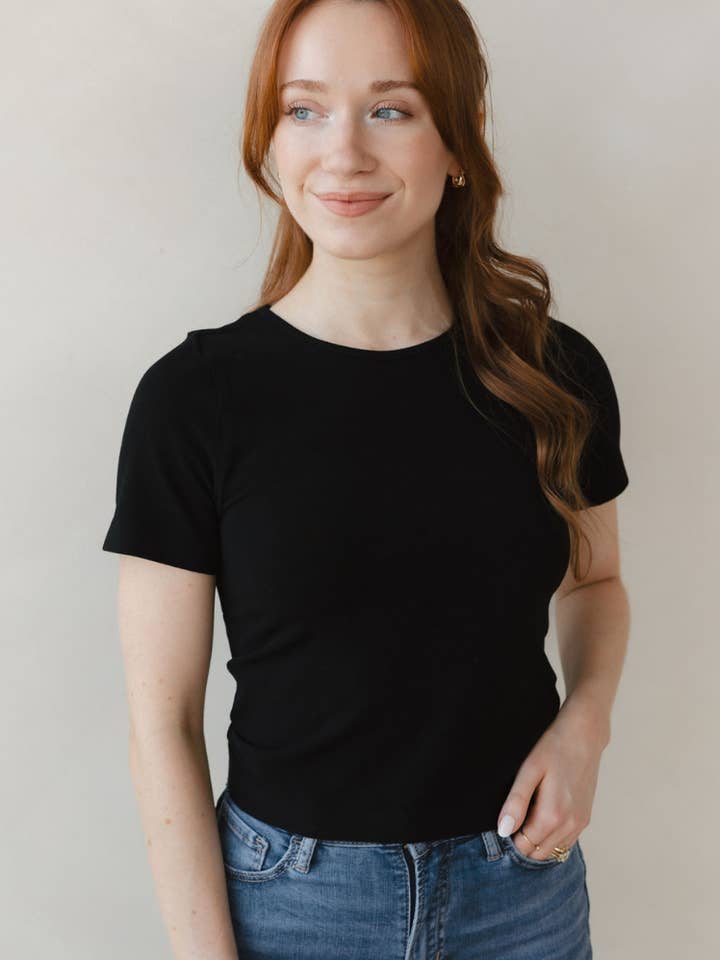 ELIETIAN – wholesale Knit top – Women's – Short Sleeve Waist Length Top