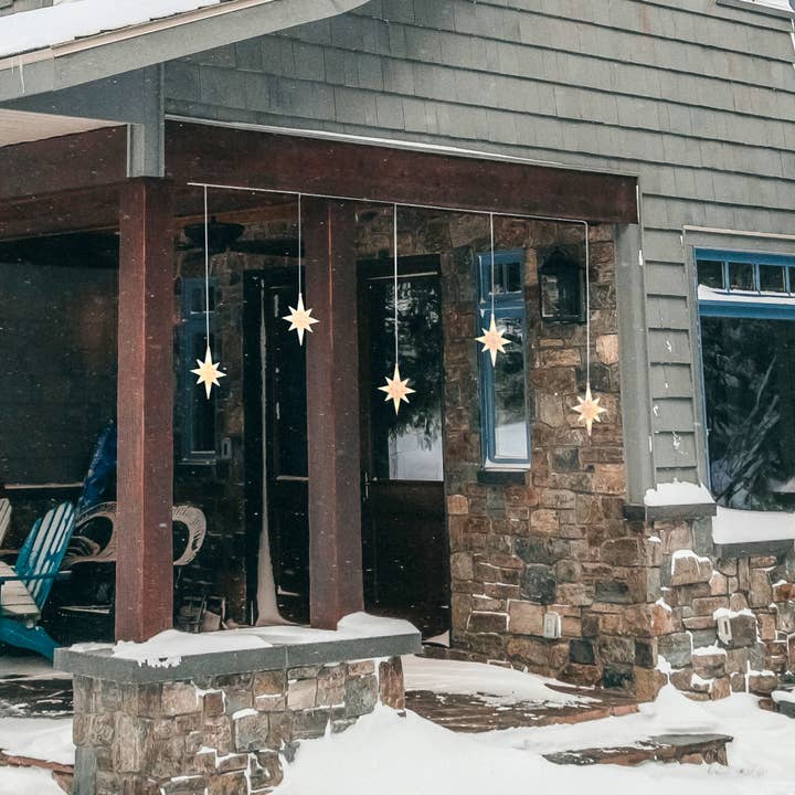 LumaBase - Wholesale String Lights - Electric North Star Curtain String Lights3