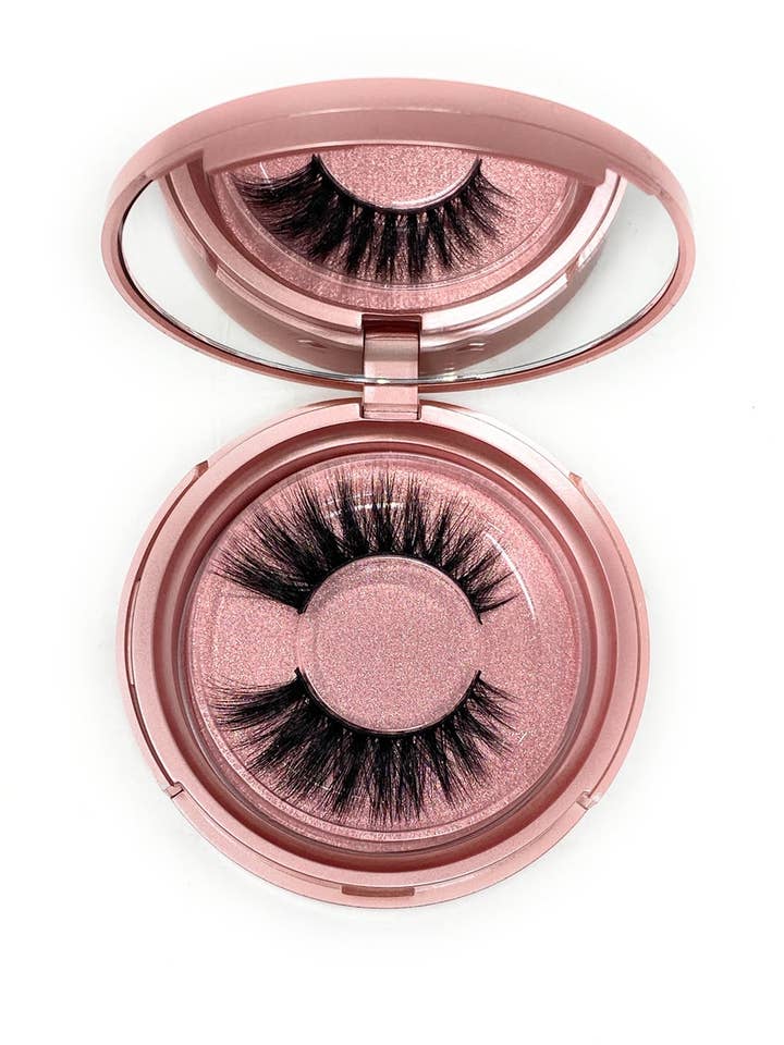 3D Lashes In The Style Dream for wholesale by Miinachi Cosmetics