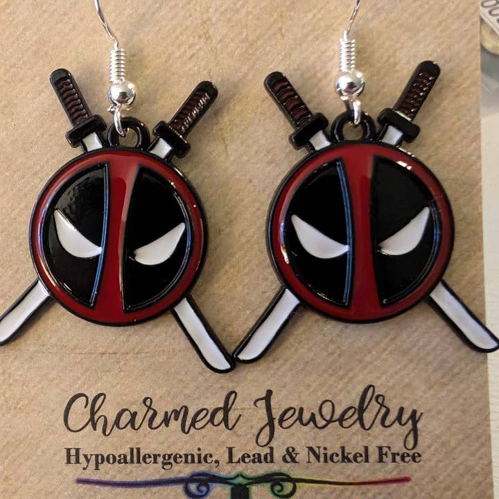Con-Quest Crafts - Wholesale Jewelry Set - Superhero& Comic Inspired Earrings, Necklaces & Zipper Pulls1