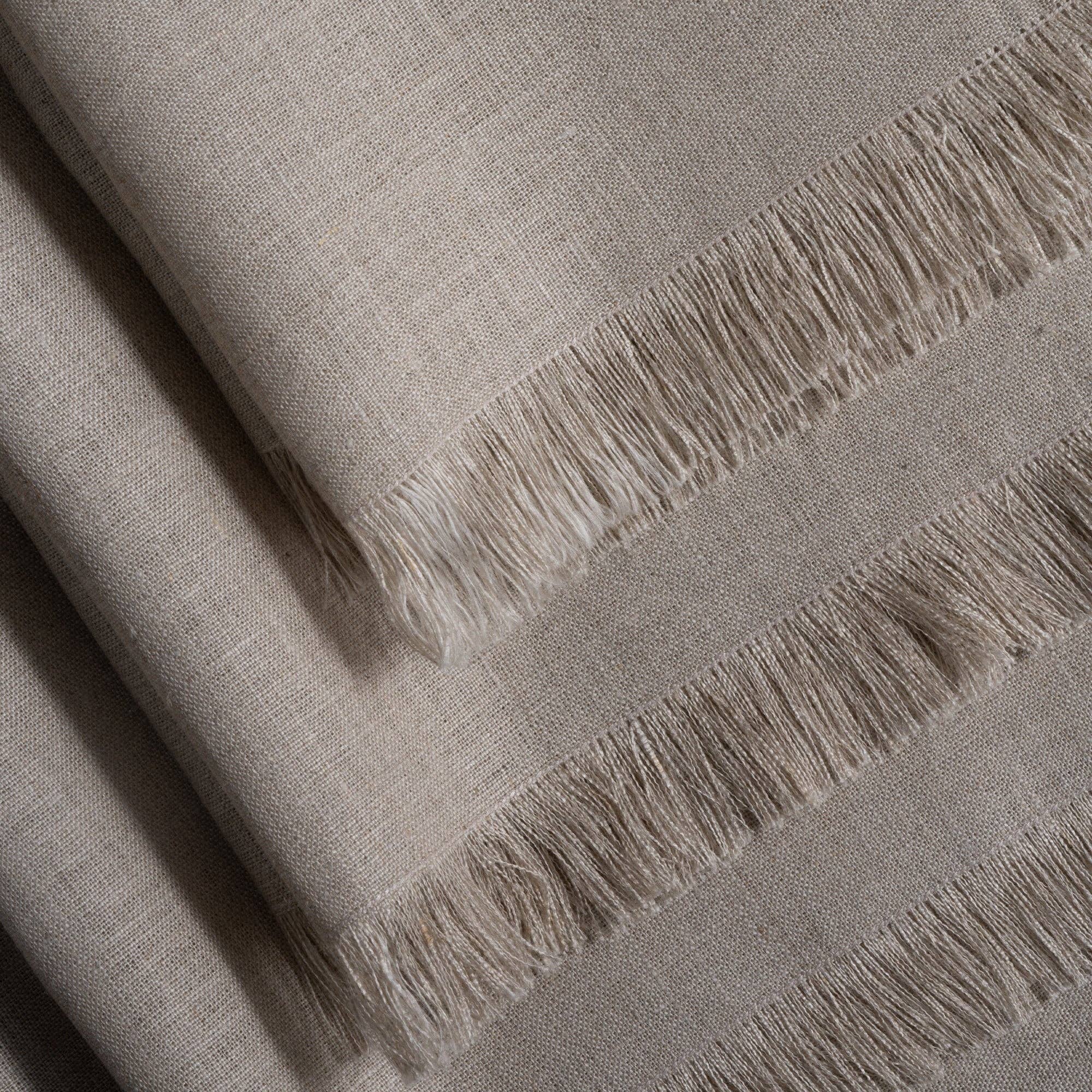 D'Moksha – wholesale Middags- och tygservett – Naturliga linne middagsservetter 20 x 20 tum uppsättning av 4 - fransar4