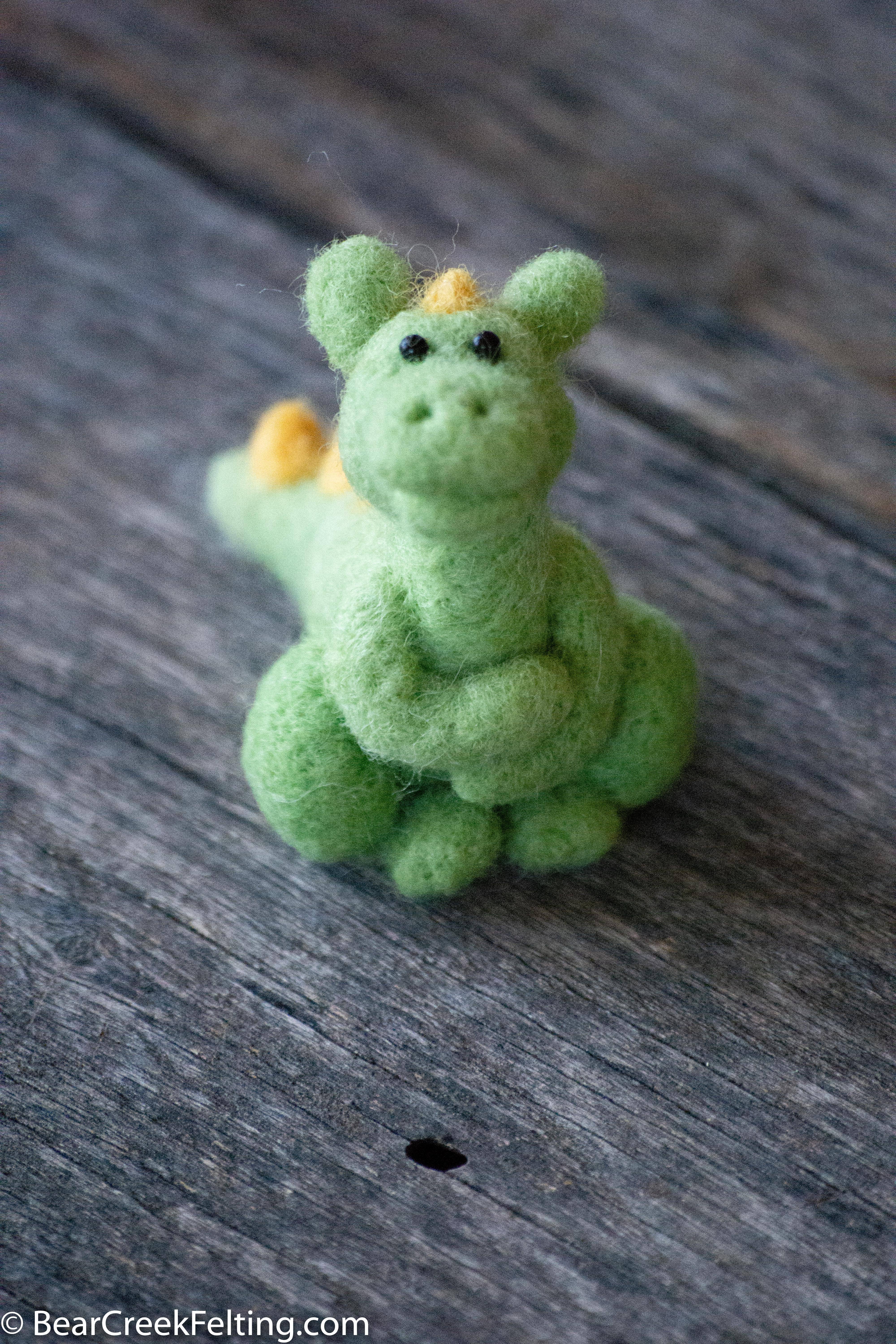 Bear Creek Felting - Vente Kits de couture - Kit de feutrage Dragon Needle17