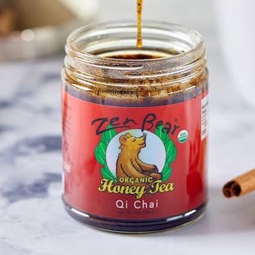 Qi Chai Honey Tea – Organic Spiced Blend for Energy & Balance (10 oz) for wholesale by Zen Bear Honey Tea