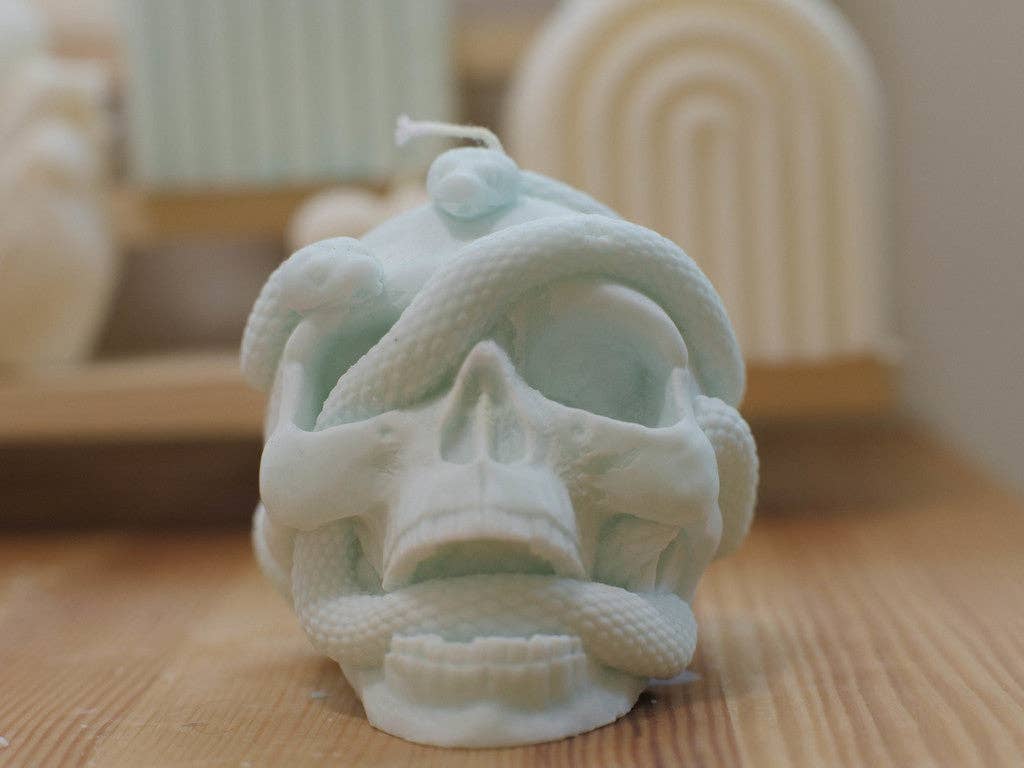 Sapphic Dreams - Wholesale Novelty Candle - Skull Candle1