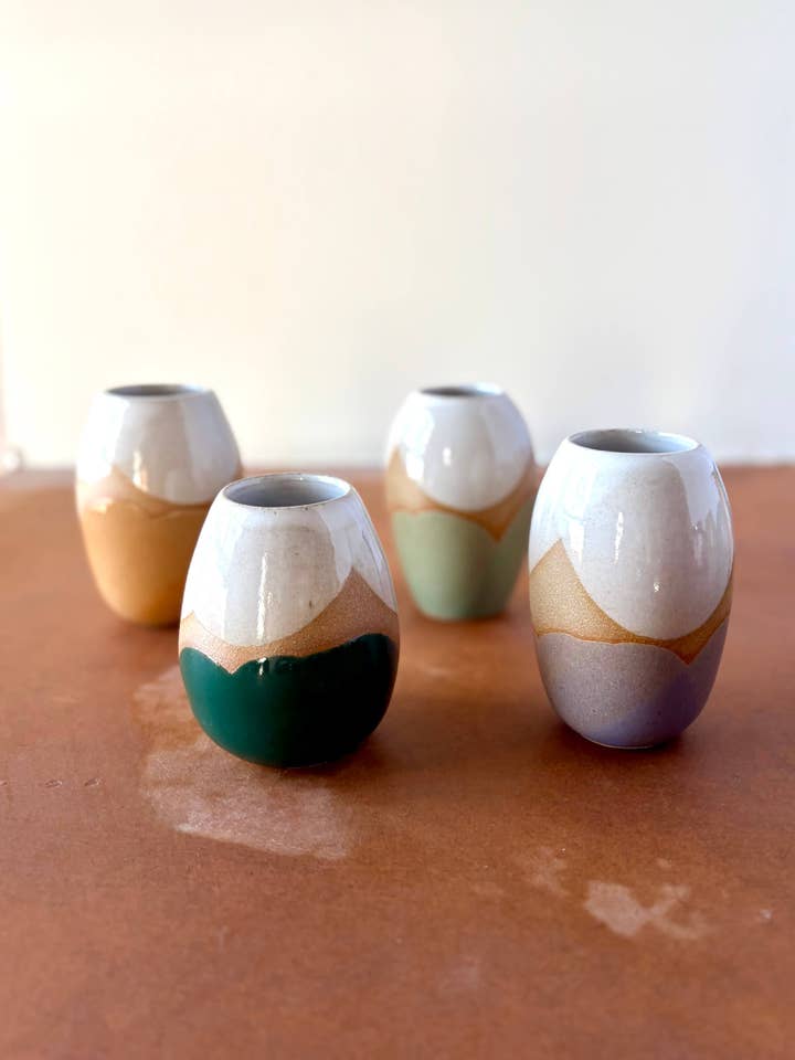 Jarrón de Brotes Horizon (Paleta de Primavera) para venta al por mayor de ROB Ceramics