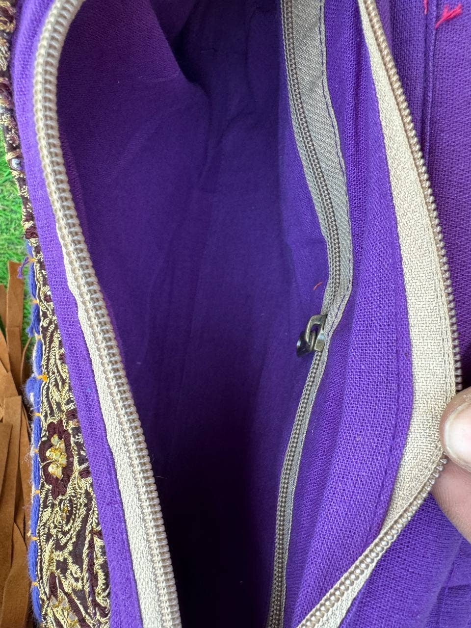 GYPSY STUDIO - Wholesale Shoulder Bag - Women's - Traditional Banjara Bags Banjara Bags Embroidery Work Bag 12