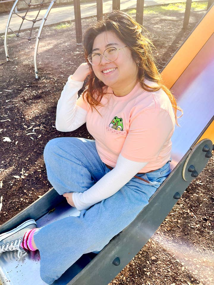 Jessthechen - Wholesale T-Shirt - Unisex - Frog Ramen Embroidered Pocket Tee | Blush Pink5