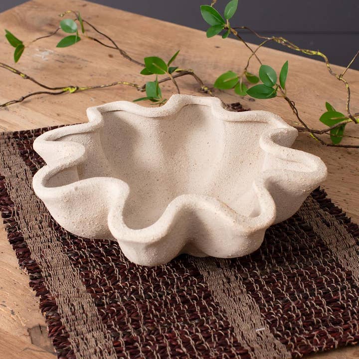 Bol - Crème Texturée en Forme de Vague (Paquet/02) pour la vente par Audrey's Home & Gift