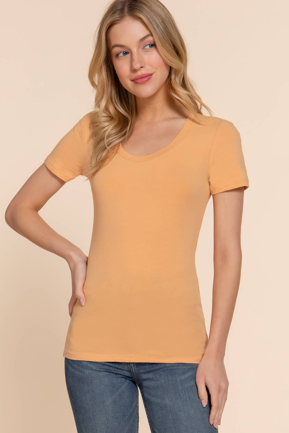 42POPS – Großhandel T-Shirt – Damen – ... SI-149 Basic T-Shirt mit U-Ausschnitt30