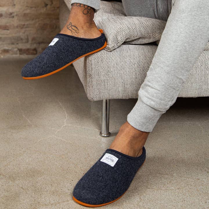 Mercredy Slipper Marineblau/Orange für den Großhandel von Break&Walk