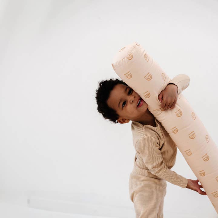 Toki Kids - Wholesale Voedingskussen/matje - Zwangerschap - Regenboog Perzik Ondersteuningskussen1