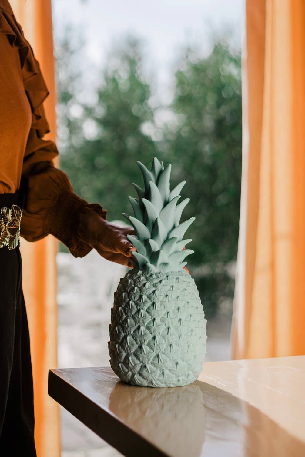 Goodnight Light - Wholesale Accent/Desk Lamp - The Piñacolada Lamp - indoor/outdoor rechargeable lamp1