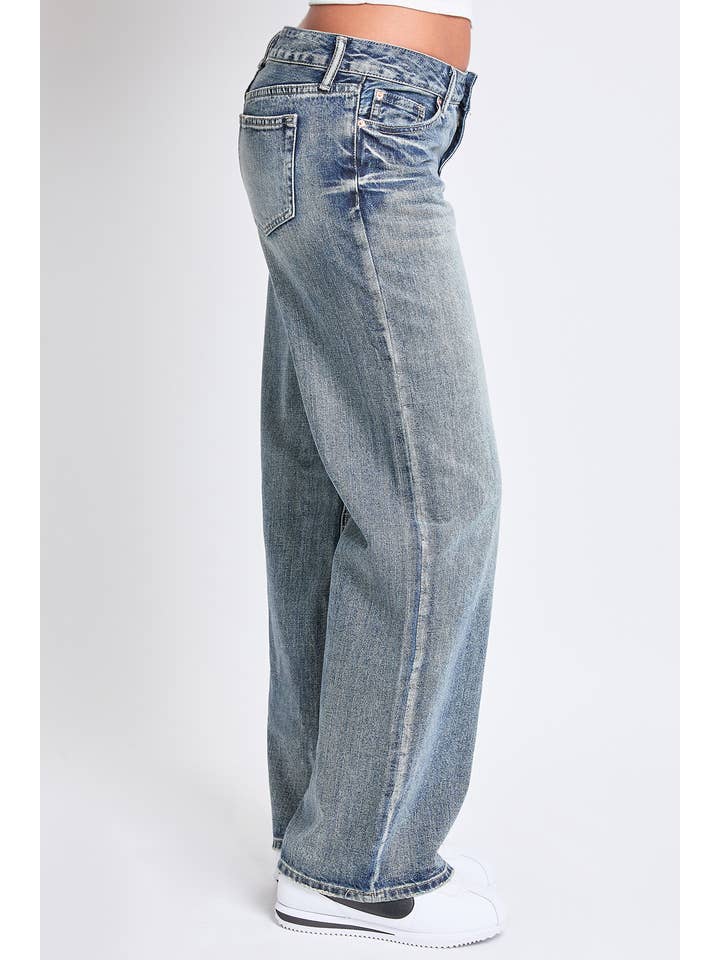 Tinted Medium Wash Low Rise Wide Leg Rigid Jeans for wholesale on Faire