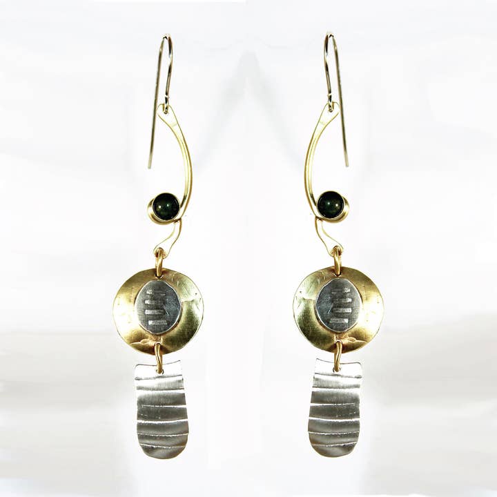 Boucles d'oreilles pendantes Lily Pads - Pierre d'aventurine pour la vente par Whitney Designs Ltd.