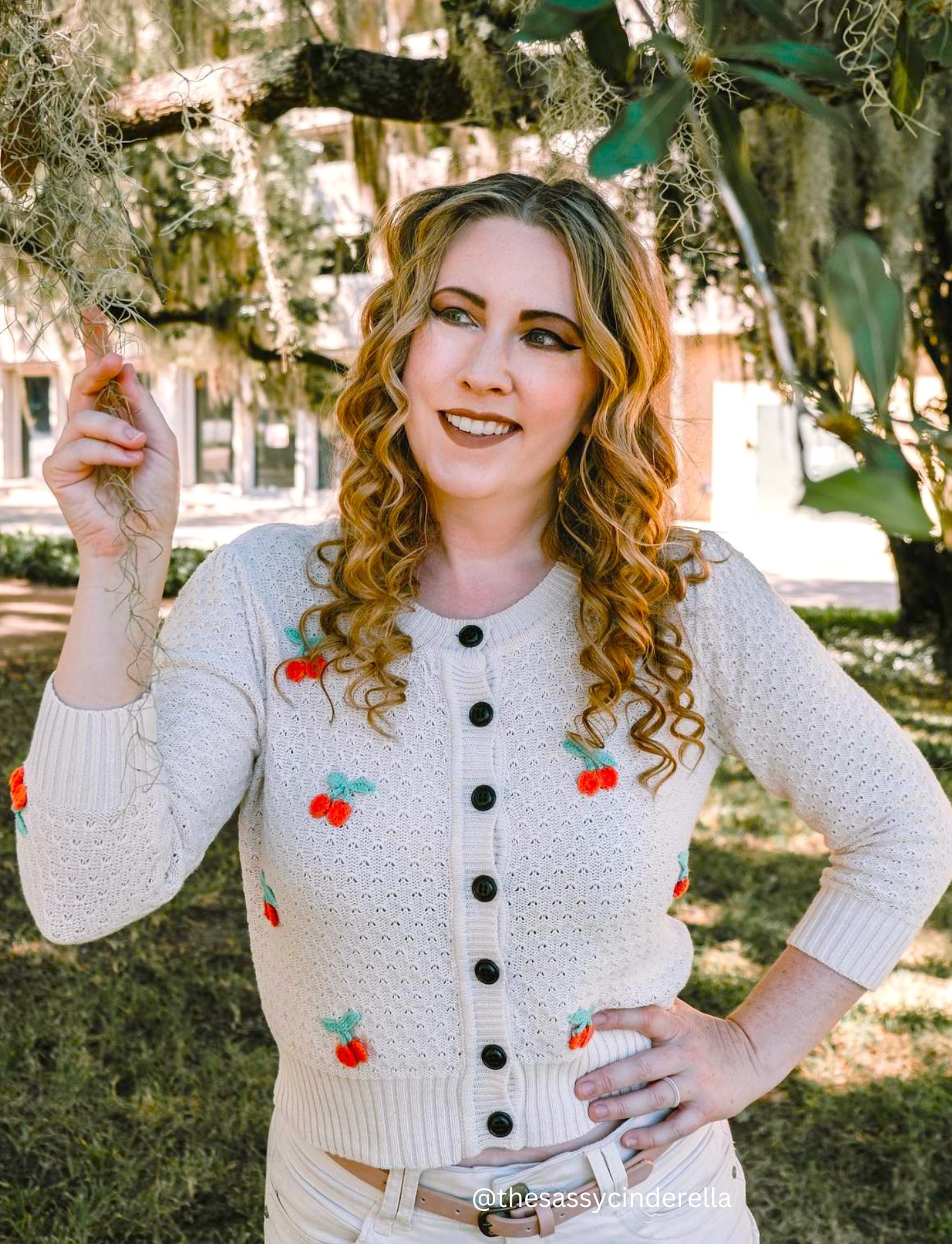 Mak - Wholesale Cardigan - Women's - Cherry Crochet Pom Pom Cropped Cardigan Sweater MK35158