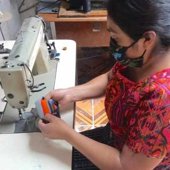 Lumily - Wholesale Medisch gezichtsmasker - Hacienda gestreept gezichtsmasker met filterzak - Guatemala12