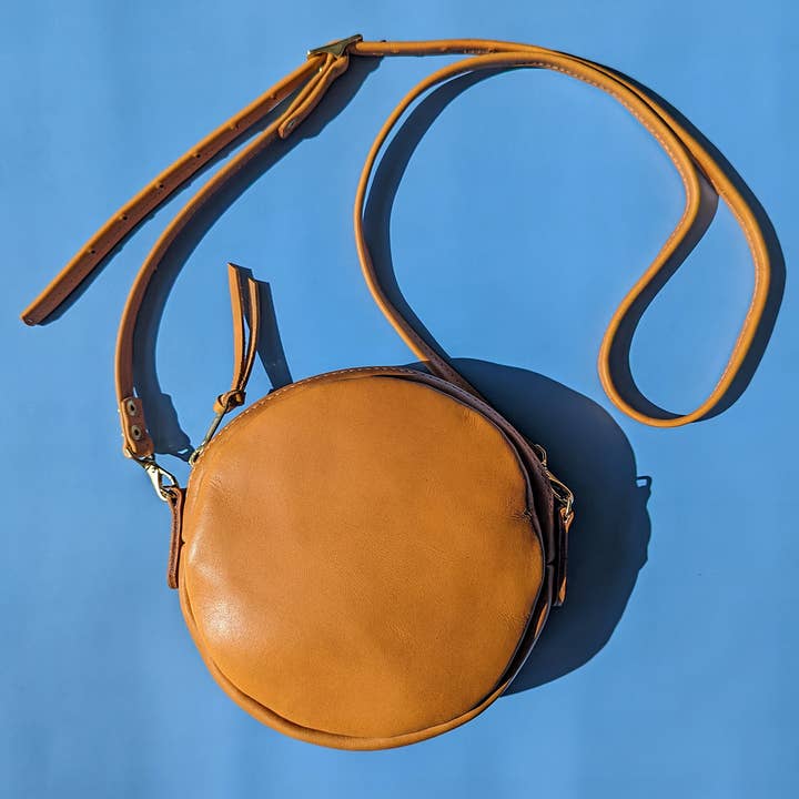 Mini Canteen Crossbody for wholesale by Directive