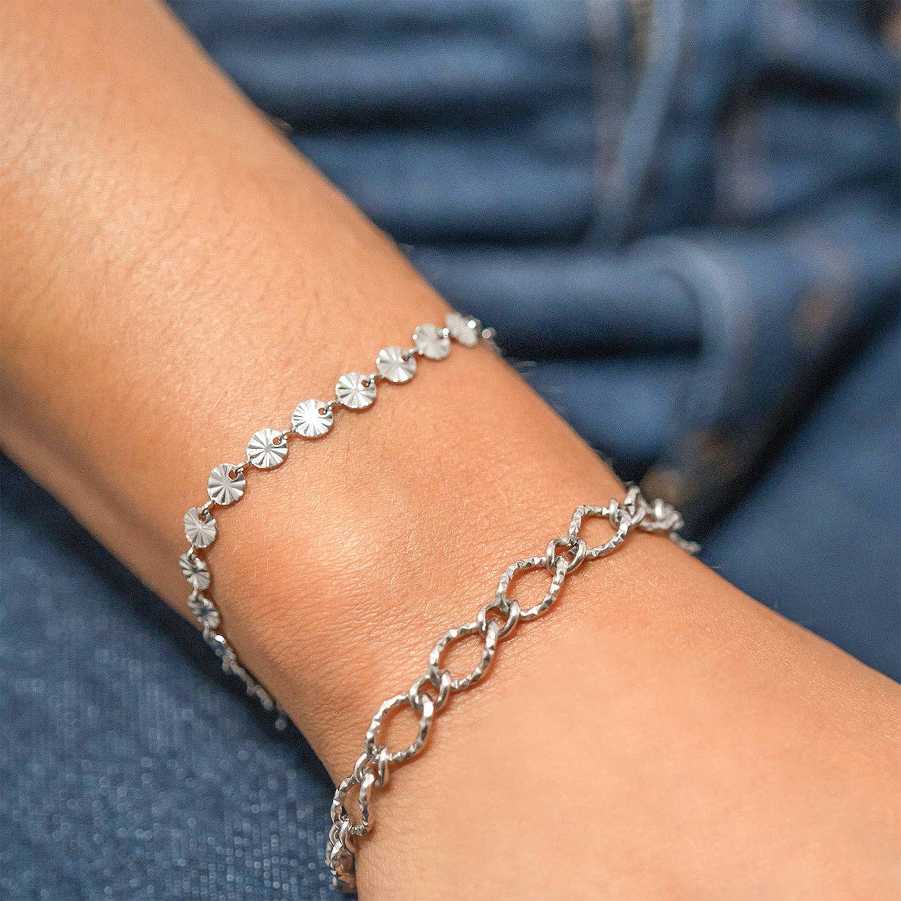 WJW - Wholesale Link & Chain Bracelet - 18K Gold PVD Stainless Steel Hammered Oval Chain Bracelet8