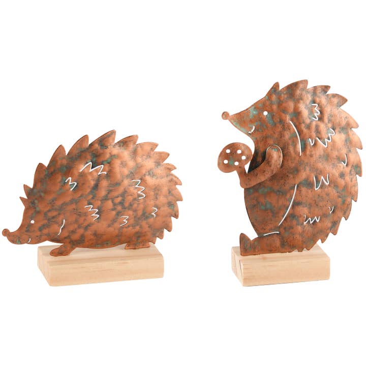 Dekoratief – Engroshandel Pyntefigur – Pindsvin på fod, rust, metal/træ, 9x4x13cm, 2ass.