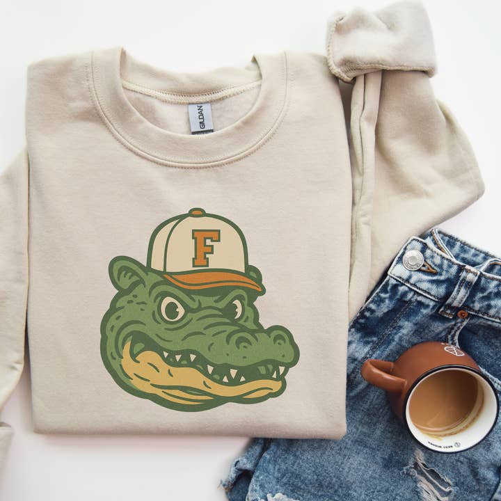 Sweatshirt Gators à l'ancienne pour la vente par Simply You Customs