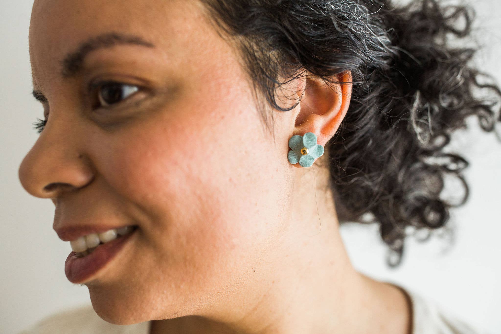 Jenna Vanden Brink Ceramics - Wholesale Knopjes/oorstekers - Bloem studs14