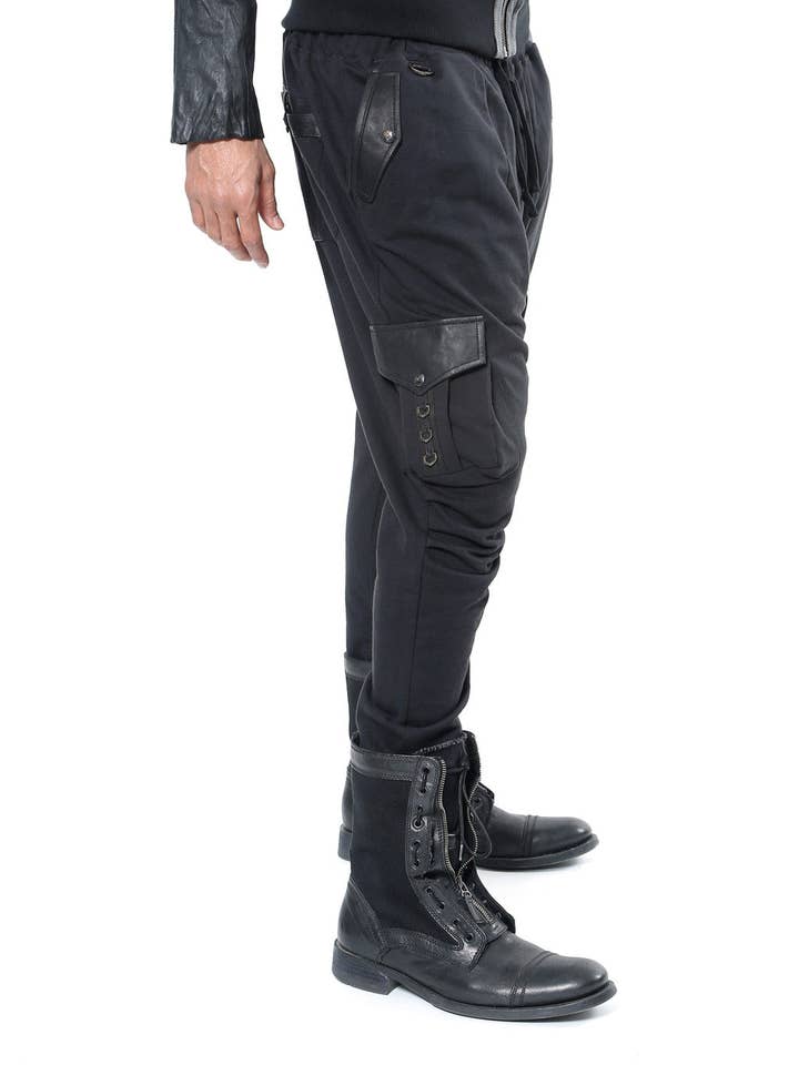 calças de entrepernas descaídas - calças pretas de homem com couro por atacado de Jan Hilmer + Sparrow
