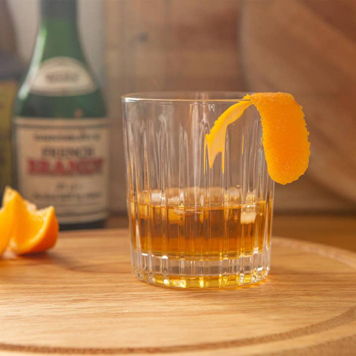 Rinkit Ltd - Venta al por mayor Copas de cóctel/licor - Vaso de whisky estriado de 310 ml, de Rink Drink1