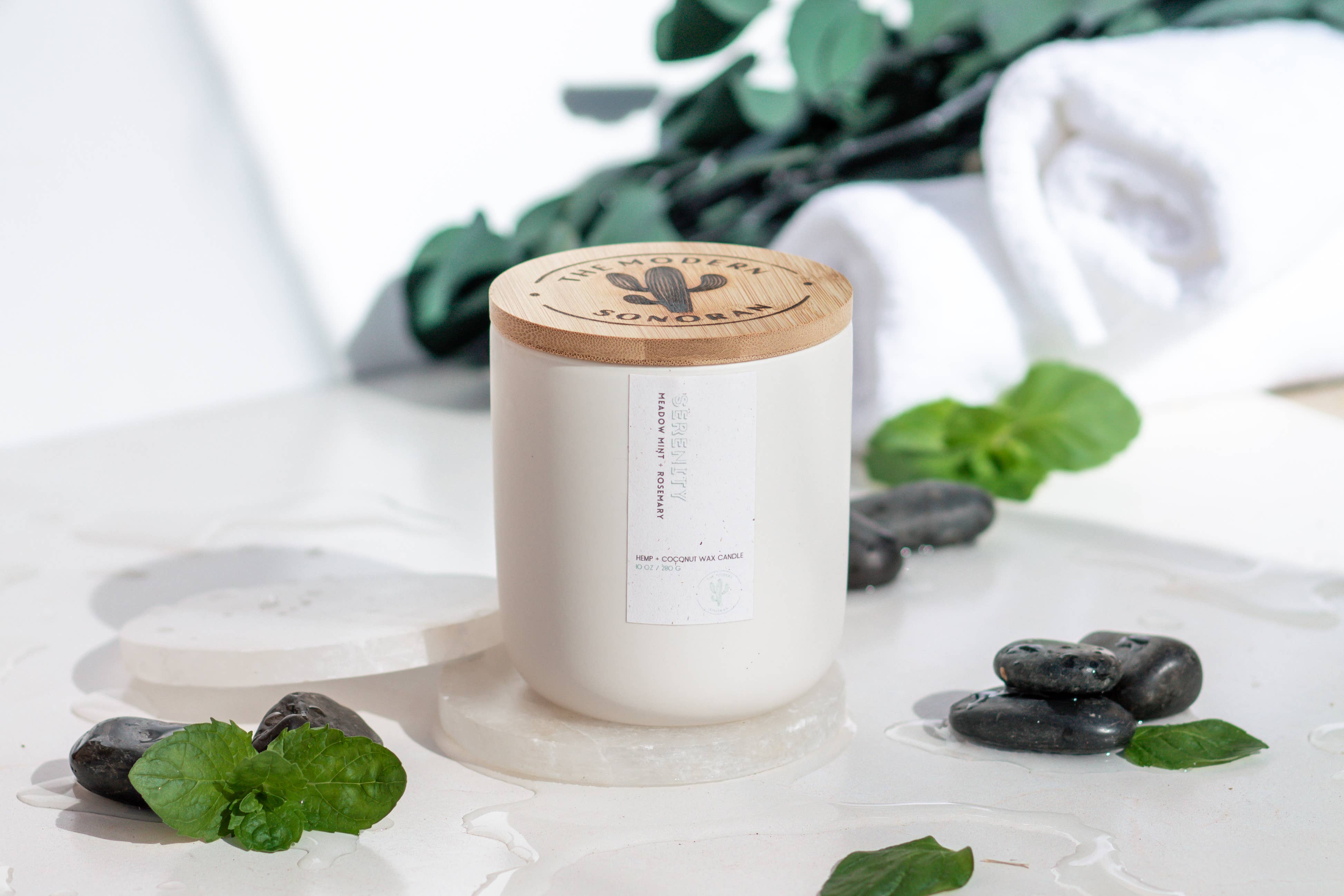 The Modern Sonoran – Großhandel Kerze im Glas / gefüllte Kerze – Gelassenheit: Erfrischende Minze Ruhiger Luxus Hanf Spa-Kerze1