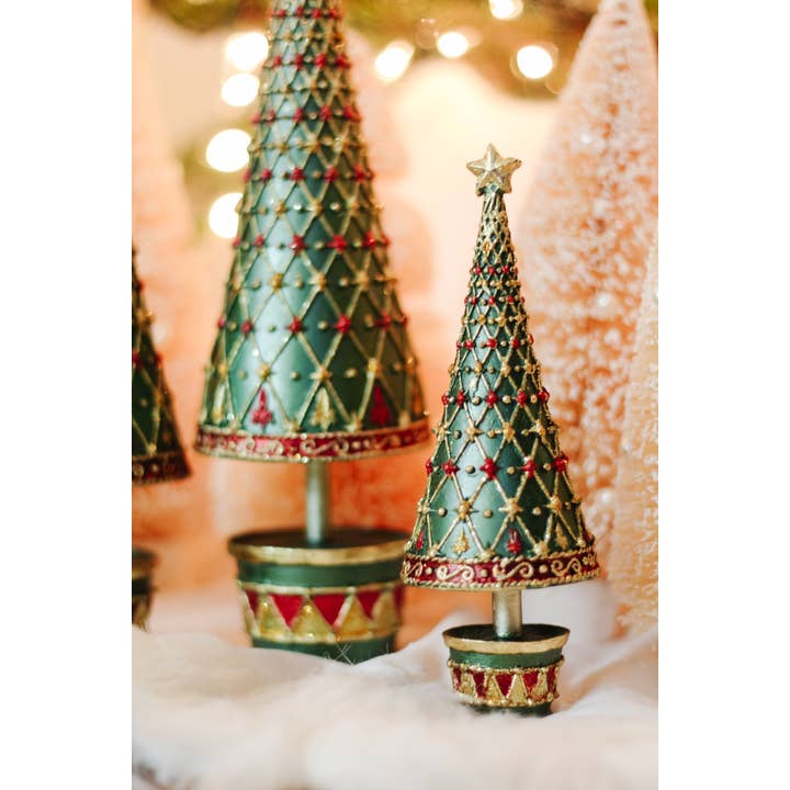 Dekorasyon Gifts Decor - Wholesale Christmas Decoration - Fleur De Lis Tree w/Drum Base (Traditional Green)3