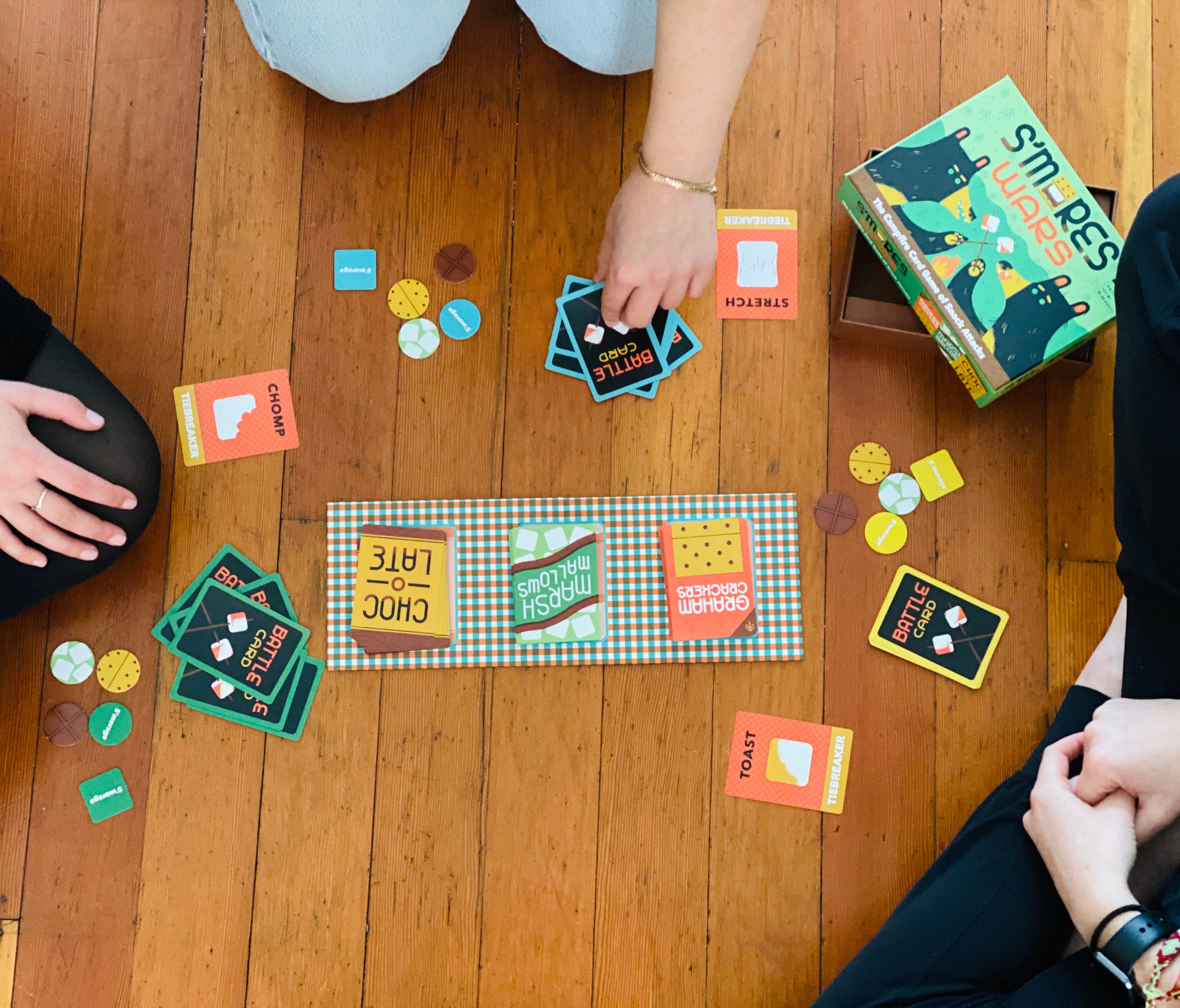 Chronicle Books - Wholesale Card Game - S'mores Wars5