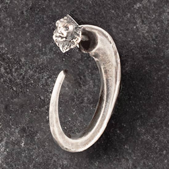 Pendiente Lion Post para venta al por mayor de NicolasAmbrosio