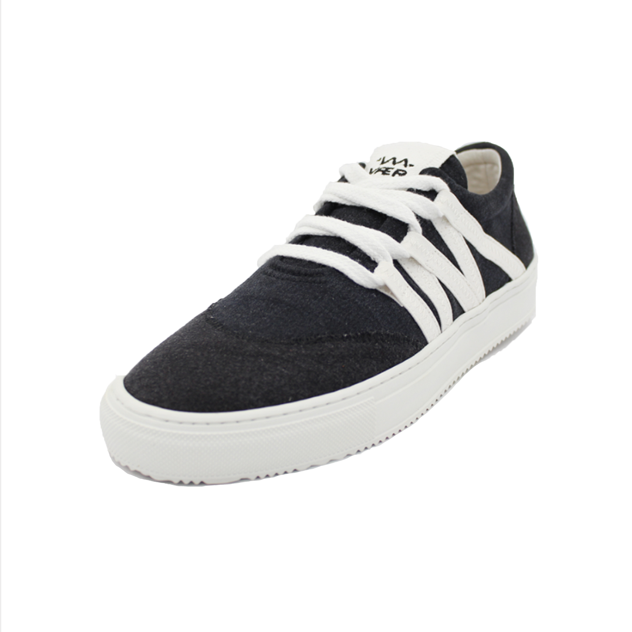 VAER – Großhandel Lifestyle-Sneaker – Damen – VAER Black Phoenix nachhaltiger Sneaker – Kreislaufwirtschaft & Upcycling6