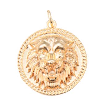Breloque « Let Me Hear You Roar Lion » en or pour la vente par The Charm Bar Company